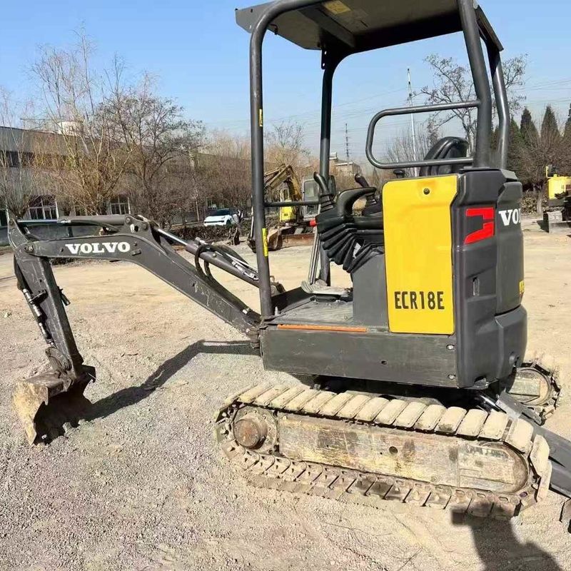 Gebrauchtes Volvo EC18 Mini Bagger 2020 920 Stunden französischer Import Hydraulischer Hammer Eimer