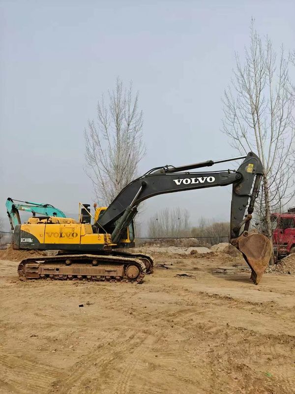 Gebrauchtes Volvo EC360 Bagger mit 36 Tonnen Kapazität