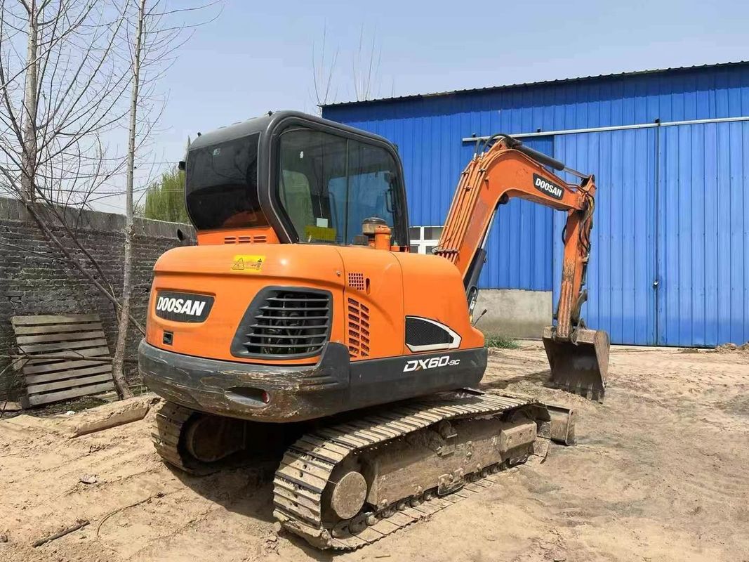 Gut gepflegt Gebraucht 2020 Doosan DX60-9C 6 Tonnen Bagger für Landschaftsbau