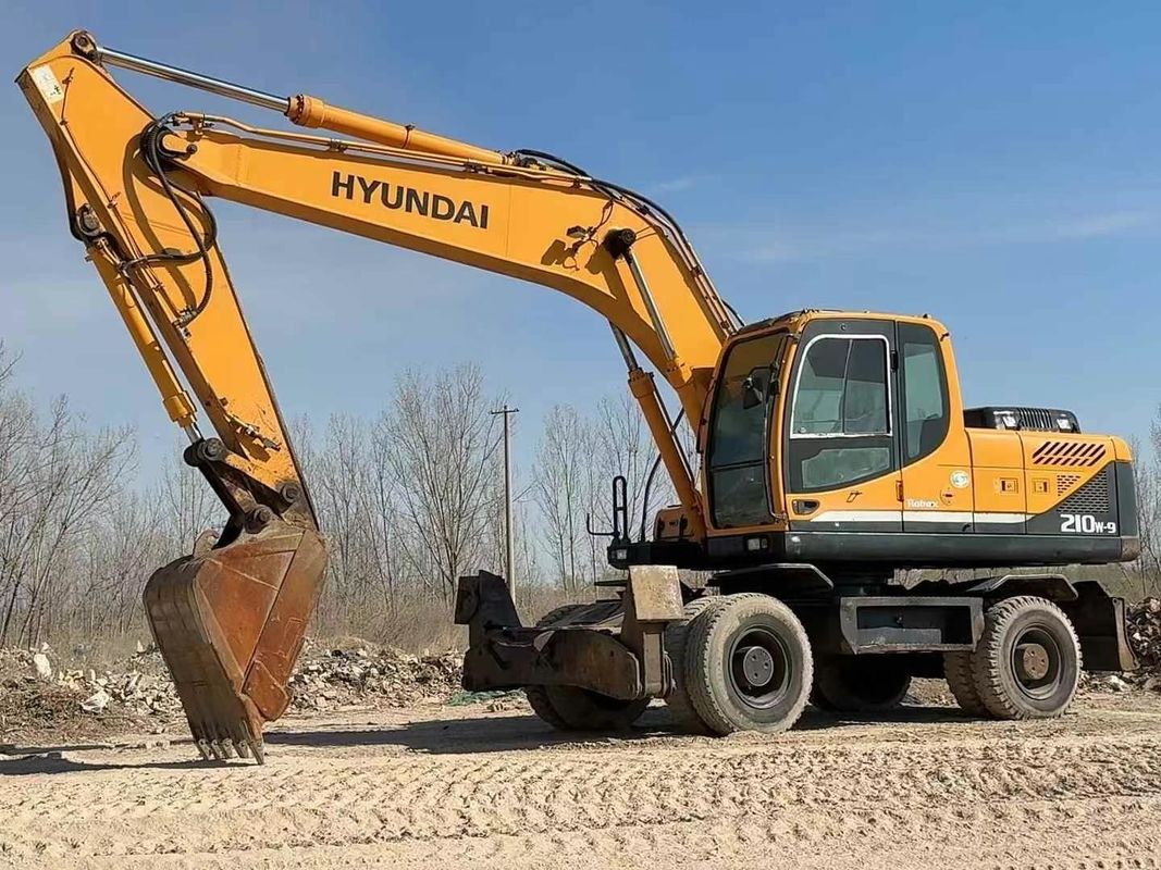 Gebrauchtes 2014 Hyundai 210-9 Radbagger. Zuverlässiger Zustand. Günstiger Preis.