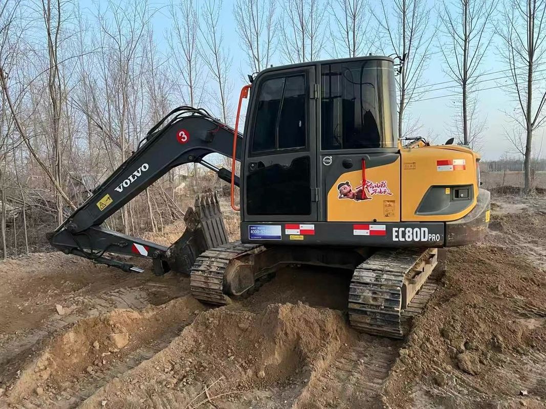 Gebrauchtes Volvo EC80 Performance Schwarzes Baggerger für Schwerlastbauprojekte