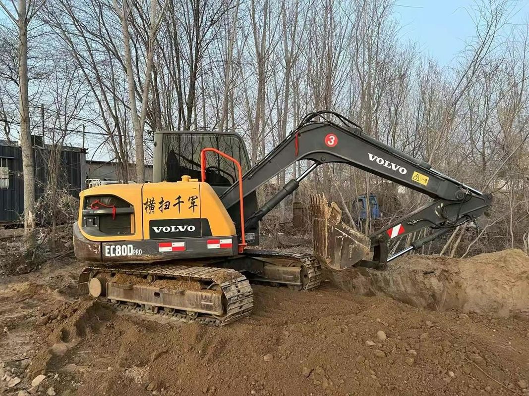 Gebrauchtes Volvo EC80 Performance Schwarzes Baggerger für Schwerlastbauprojekte