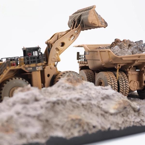 Diecast Masters 1:125 Maßstab Radlader & Muldenkipper Schlammszene Modell-Set 85762