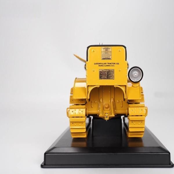 Diecast Masters 1:16 Maßstab 25 Traktor Modell DM Legierung Landwirtschaftliches Fahrzeug Miniatur 85679