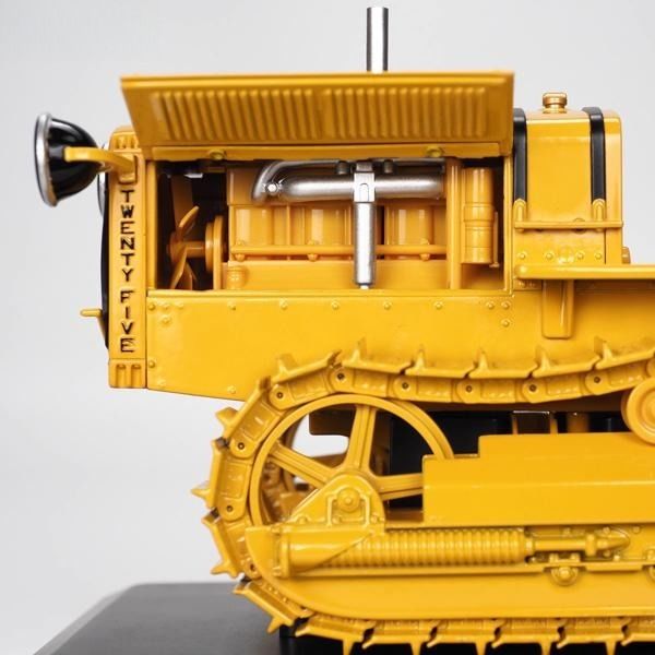 Diecast Masters 1:16 Maßstab 25 Traktor Modell DM Legierung Landwirtschaftliches Fahrzeug Miniatur 85679
