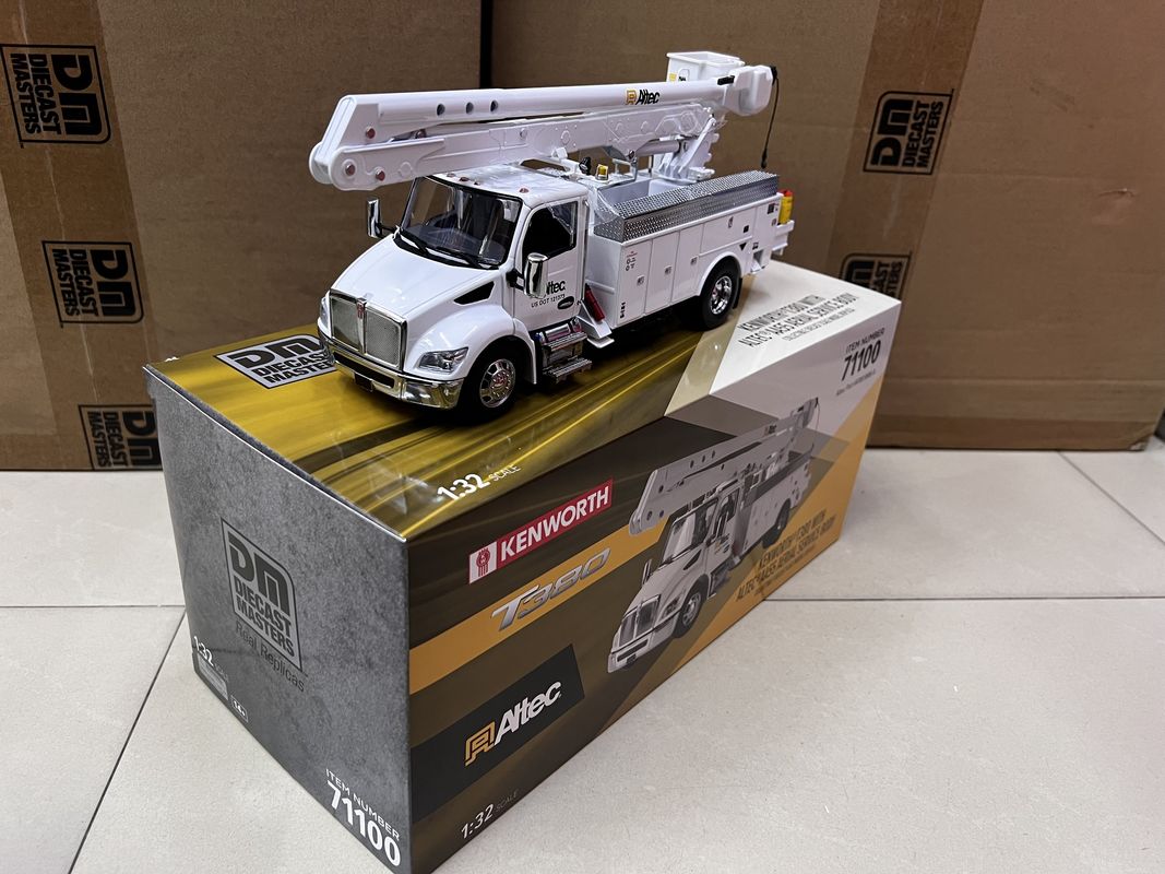 DM 1/32 Kenworth T380 Luftarbeitsplattform Lkw Legierung Baufahrzeug Modell 71100