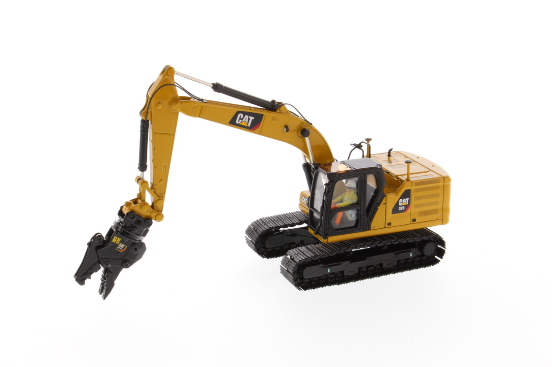DM 1:50 CAT 323 mit Werkzeugen Druckgussbagger Maschinenbaufahrzeug 85657