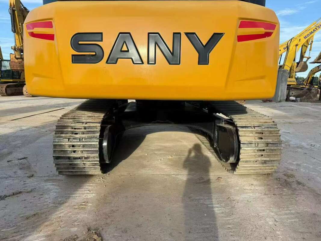 Brandneuer Sany 335 Bagger, National III Isuzu Motor, auf Lager